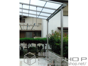 のテラス屋根 ライザーテラスII F型 テラスタイプ 単体 積雪〜20cm対応+ ライザーテラスII用吊り下げ物干し 施工例