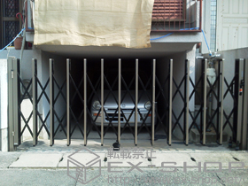 のカーゲート トリップゲート PC型 ノンレール 片開き 施工例