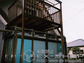 のテラス屋根 ライザーテラスII F型 アクトステージ用屋根タイプ 積雪〜20?対応＋吊り下げ物干し　標準　2本入 施工例