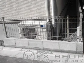 LIXIL ���N�V��(TOEX)�̃t�F���X�E��E�� �n�C�O���b�g�t�F���XUF8�^ �{�H��