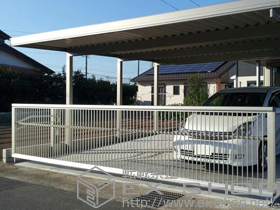 のカーゲート エクスラインアップゲート ワイド 2型 電動式 施工例