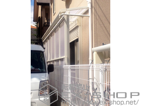 のテラス屋根 ライザーテラスII F型 テラスタイプ 連棟 積雪〜20cm対応+前面パネル2段 施工例