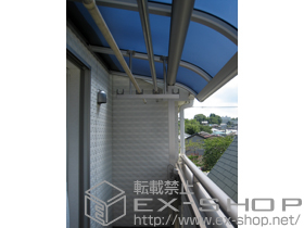 のバルコニー・ベランダ屋根 プレシオステラス R型 屋根タイプ 単体 積雪〜20cm対応＋吊り下げ式物干し 標準2本入 施工例