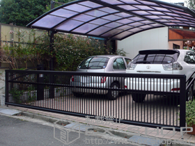のカーゲート エクスラインアップゲート 2型 ワイド 手動式 施工例