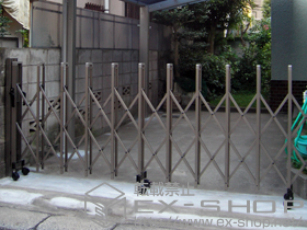 のカーゲート トリップゲート PB型 ノンレール 片開き 38S 施工例