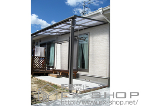 のテラス屋根 ライザーテラスII F型 テラスタイプ 単体 積雪〜20cm対応+吊り下げ物干し　標準　2本入 施工例