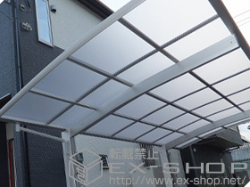 のカーポート プレシオスポート 積雪〜20cm対応+収納式物干しセット2型 2本入り 施工例