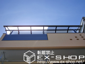 のバルコニー・ベランダ屋根 ライザーテラスII R型 屋根タイプ 連棟 積雪〜20cm対応＋吊り下げ式物干し 標準 2本入 施工例