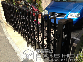 のカーゲート レイオス1型 ノンレール 片開き 42S 施工例