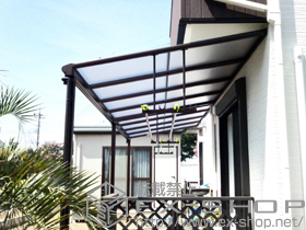 のテラス屋根 ヴェクターテラス F型 テラスタイプ 連棟 積雪〜20cm対応＋吊り下げ式物干し 標準 3本入 施工例