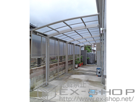 のカーポート レイナポート 縦連棟 積雪〜20cm対応＋サイドパネル＋着脱式サポート 2本入 施工例