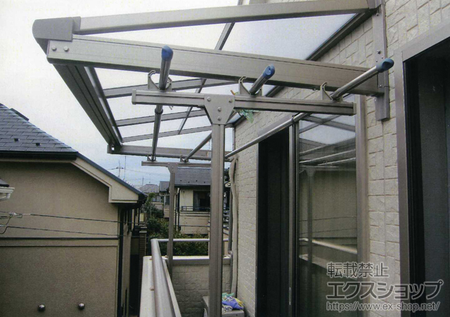 のバルコニー・ベランダ屋根 ライザーテラスII F型 ルーフタイプ 単体 積雪〜20cm対応 施工例