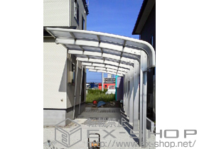 のカーポート レイナキャップポート50 縦連棟 積雪〜50cm対応＋レイナキャップポート50 着脱式サポート 2本入 施工例