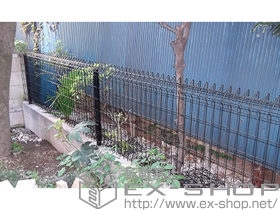 のフェンス・柵 メッシュフェンス G10-R 自由柱方式 施工例