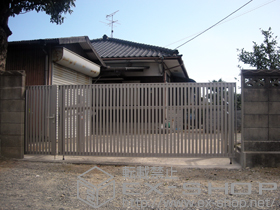 のカーゲート オーバードアS4型 電動式 施工例