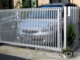 のカーゲート オーバードアS2型 手動式 施工例