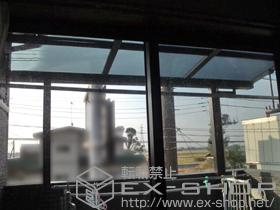 のバルコニー・ベランダ屋根 ライザーテラスII F型 屋根タイプ 単体 積雪+〜20cm対応+吊り下げ式物干し ワイド 2本入+ 屋根材ホルダー 関東間 2本入 施工例