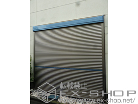 のガレージシャッター ガレージシャッタークワトロ 手動式 外部付タイプ 施工例