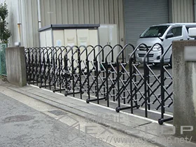 LIXIL ���N�V��(TOEX)�̃J�[�Q�[�g POLY�W�����{D3�^ �m�����[�� �ЊJ��970S �{�H��