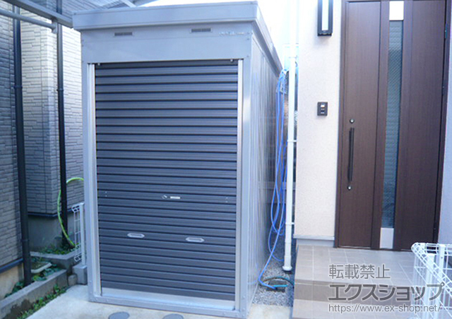 の物置・屋外倉庫 バイク保管庫 床付タイプ ハイルーフ 一般型(FXN-1326HY ) 施工例