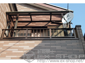 のバルコニー・ベランダ屋根 ライザーテラスII R型 屋根タイプ 単体 積雪〜20cm対応＋吊り下げ物干し 標準 2本入 施工例