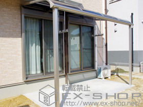 のテラス屋根 ヴェクターテラス R型 テラスタイプ 単体 積雪〜20cm対応+吊り下げ式物干し 標準 2本 施工例