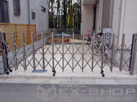 のカーゲート トリップゲート PB型 ノンレール 片開き 施工例