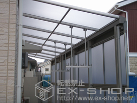 のテラス屋根 ヴェクター F型 テラスタイプ 単体 積雪〜20cm対応+ヴェクター 前面パネル2段吊り下げ物干し ロング 2本入 施工例