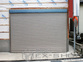 のガレージシャッター ガレージシャッター クワトロ 外部付け木造用躯体直付け 電動 施工例