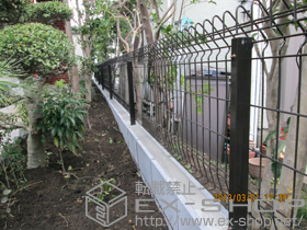 のフェンス・柵 メッシュフェンス G10-R 自由柱方式 施工例