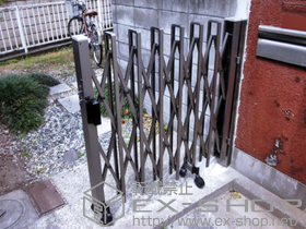 のカーゲート トリップゲート PA型 ノンレール 片開き 施工例