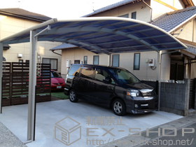 のカーポート レイナツインポートグラン　積雪〜20cm対応＋水平式物干し カーポート柱用 2本入り＋柱カバー（小）2本入り 施工例