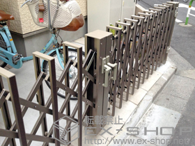 のカーゲート アルシャインHG ノンキャスター 両開き　510W 施工例