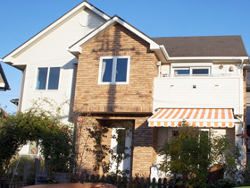 のオーニング・日よけ 彩鳥L型 フリルタイプ 電動タイプ 施工例