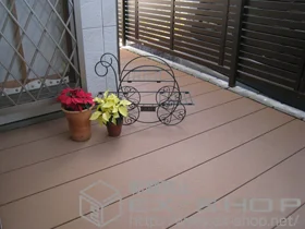 YKKAP�̃E�b�h�f�b�L ���E�b�h�f�b�L 200 �{�H��