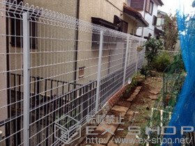 のフェンス・柵 メッシュフェンス G10 自由柱式 施工例