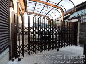 のカーゲート トリップゲート ペットガード型 ノンレール 片開き 30S 施工例