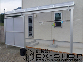 のテラス屋根 ライザーテラスII R型 3000 テラスタイプ 連棟 積雪〜100cm対応＋前面スクリーン方立（連棟） 2段1.0間用 施工例