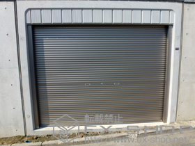 のガレージシャッター ガレージシャッタークワトロ 手動式 内部付タイプ 施工例