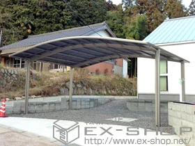 LIXIL リクシル(トステム)のカーポート カーブポートシグマIII ワイド 積雪～20cm対応 施工例