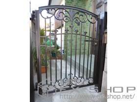 の門扉 フェスタA型門扉 片開き 柱使用 施工例