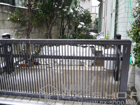 のカーゲート エクスラインアップゲート 2型 手動式 施工例