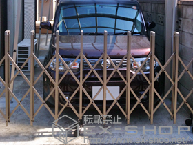 のカーゲート トリップゲートRB型 ノンレール 片開き 35S 施工例