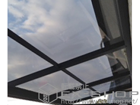 のバルコニー・ベランダ屋根 ライザーテラスII F型 ルーフタイプ 単体 積雪〜20cm対応 施工例