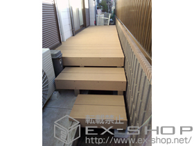 のウッドデッキ レストステージ 幕板納まり＋段床ステップ（1段/片側面） 施工例