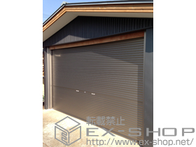 のガレージシャッター ガレージシャッタークワトロ 手動式 内部付タイプ 施工例