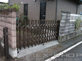 のカーゲート アルシャインII PG型R(ペットガード) Aタイプ ノンレール 片開き 310S 施工例