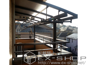 のバルコニー・ベランダ屋根 パワーアルファ L型 屋根タイプ 単体 積雪〜30cm対応＋吊り下げ式物干し　標準　2本入り 施工例