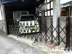 のカーゲート トリップゲート RB型 ノンレール 片開き 44S 施工例