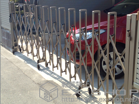 のカーゲート トリップゲート RB型 ノンレール 片開き 38S 施工例